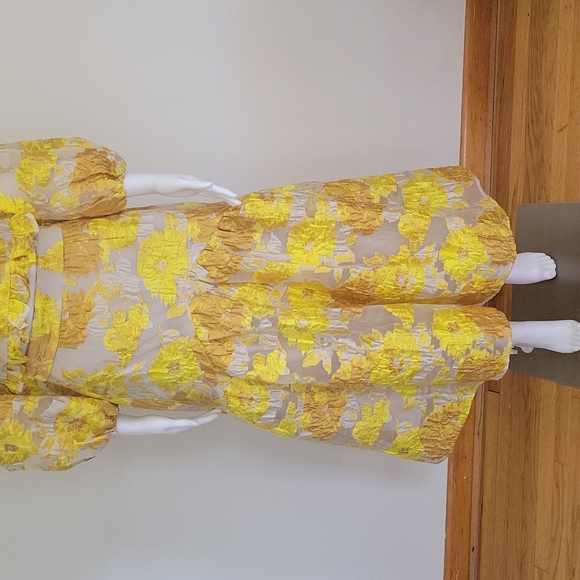 Elliatt Prowess 2 Piece Set - Picture 6 of 14